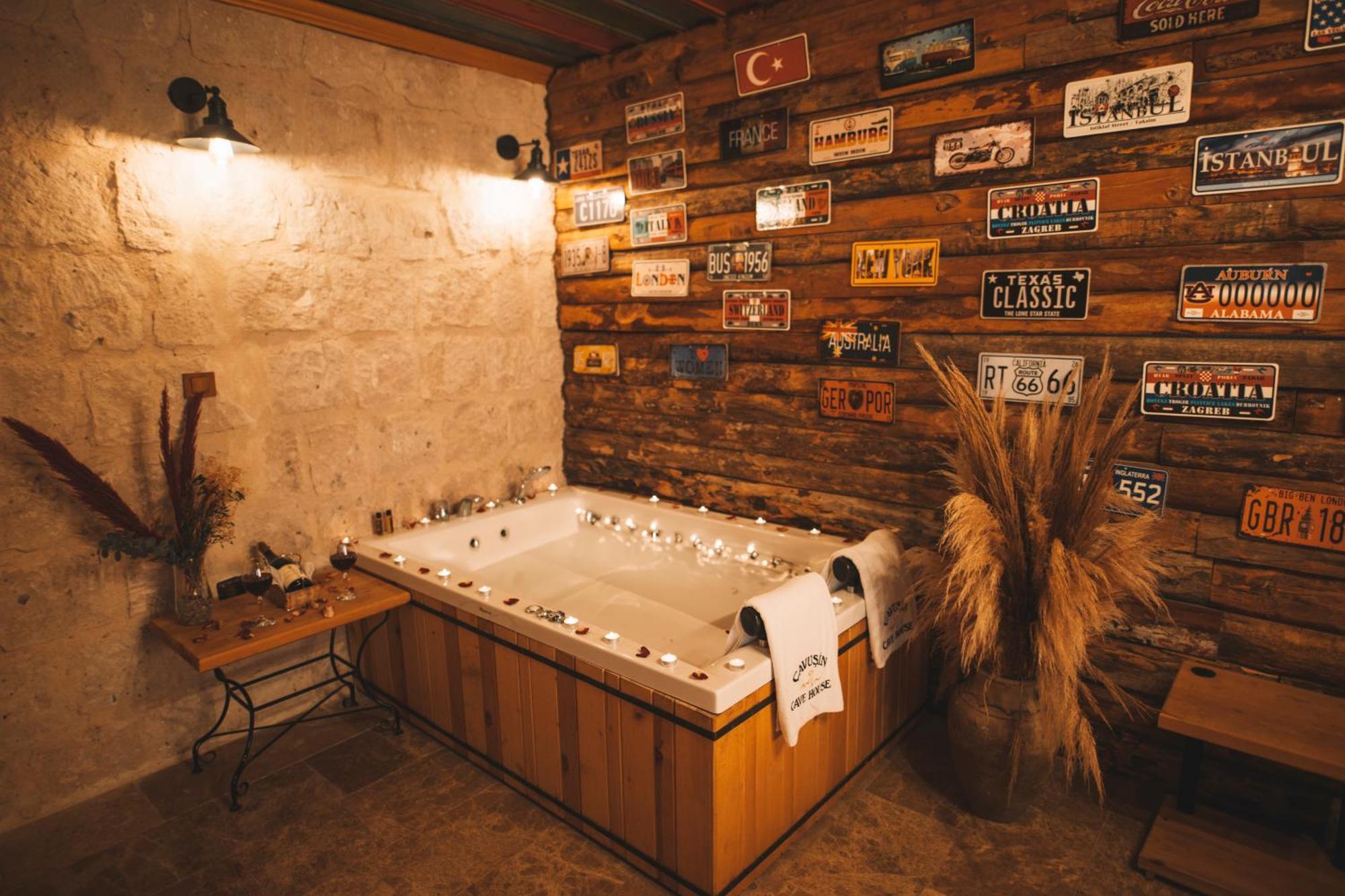 Cavusin Cave House-Cappadocia Bed & Breakfast เกอเรเม ภายนอก รูปภาพ