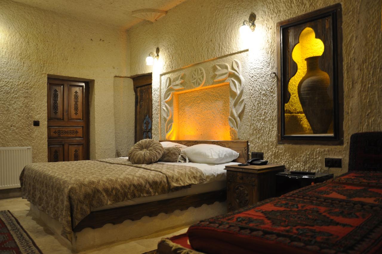 Cavusin Cave House-Cappadocia Bed & Breakfast เกอเรเม ภายนอก รูปภาพ