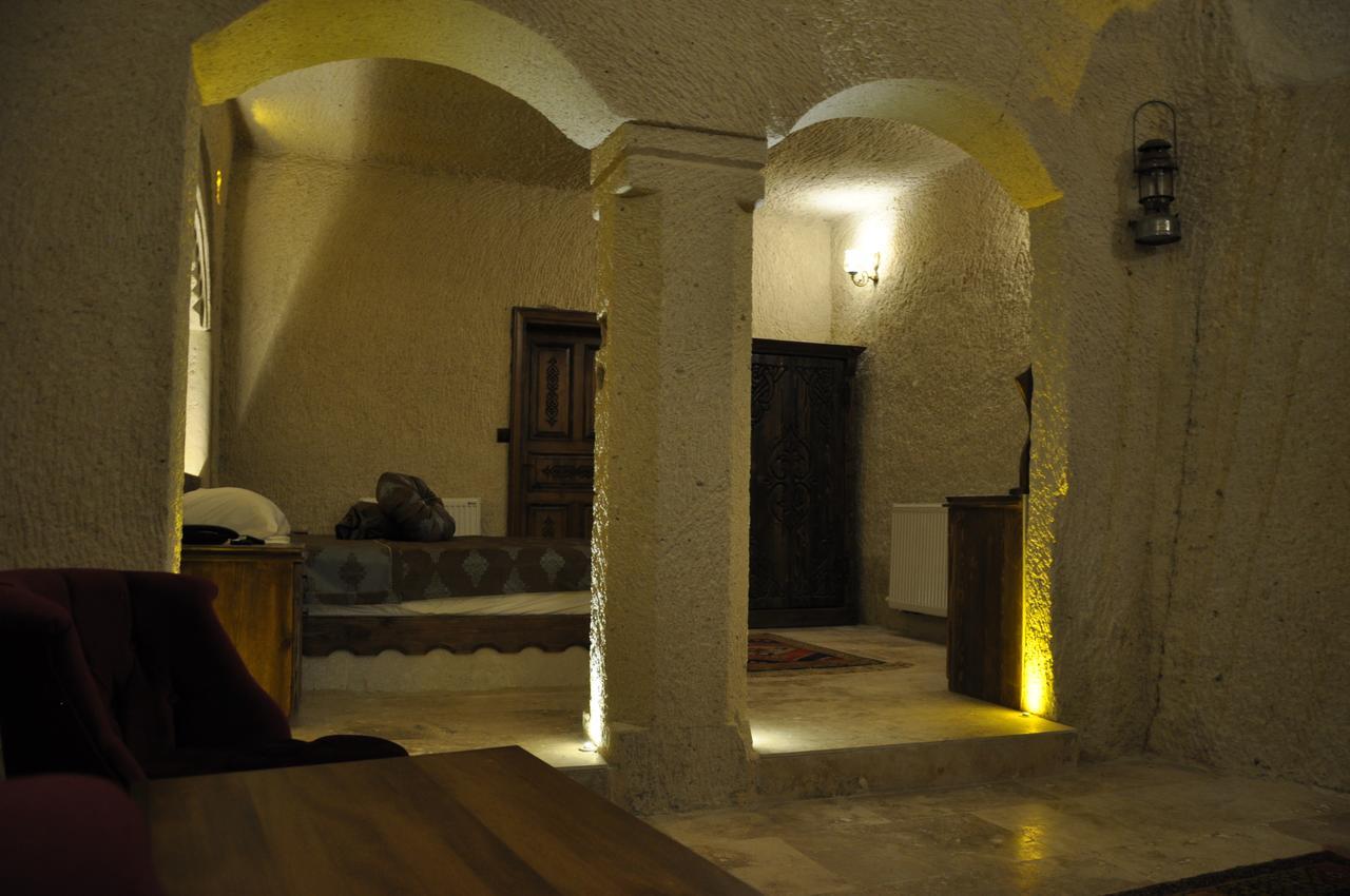 Cavusin Cave House-Cappadocia Bed & Breakfast เกอเรเม ภายนอก รูปภาพ
